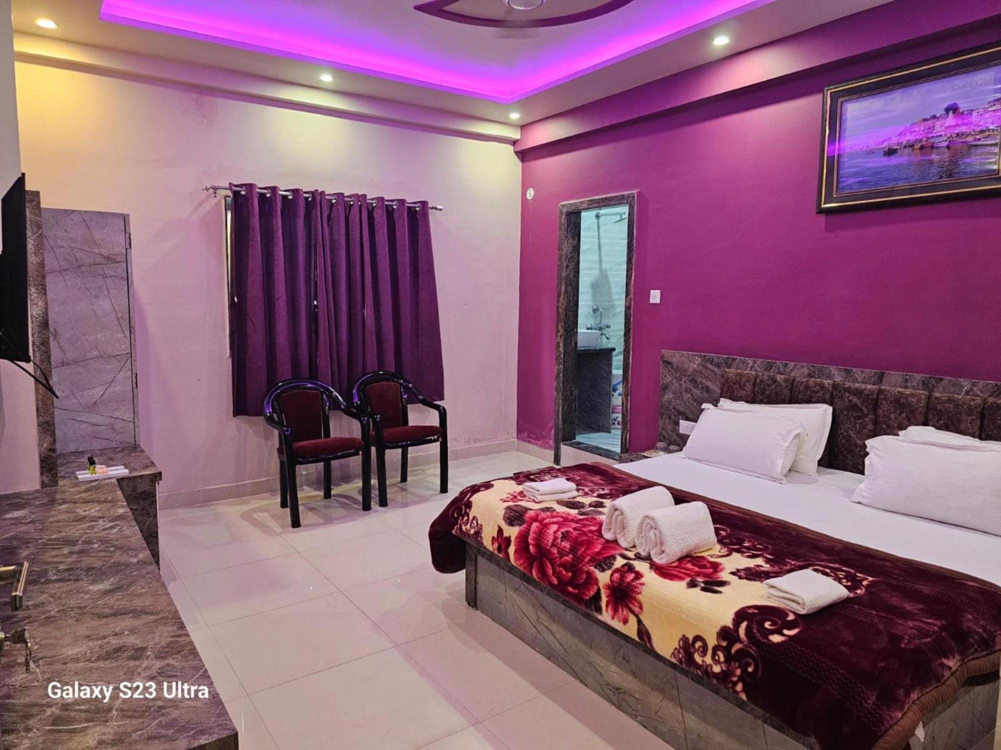 Hotel Kashi Inn Raj Ghat Варанаси Экстерьер фото